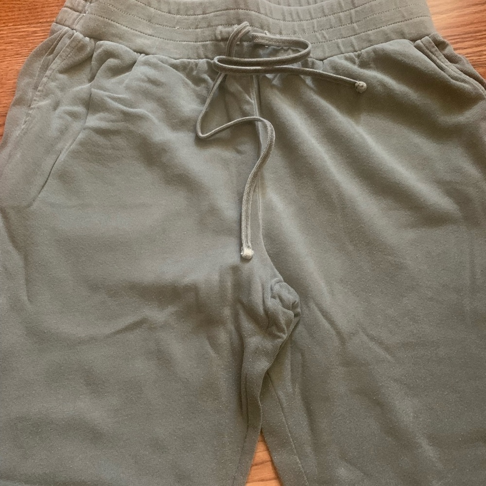 Alice + Olivia army green joggers
